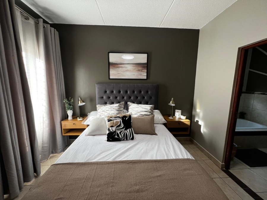 2 Bedroom Property for Sale in Pretorius Park Gauteng