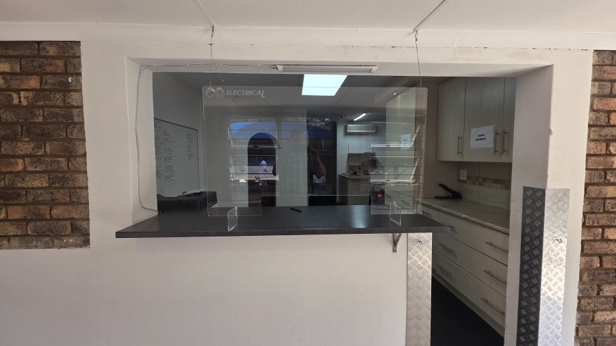 5 Bedroom Property for Sale in Moreleta Park Gauteng