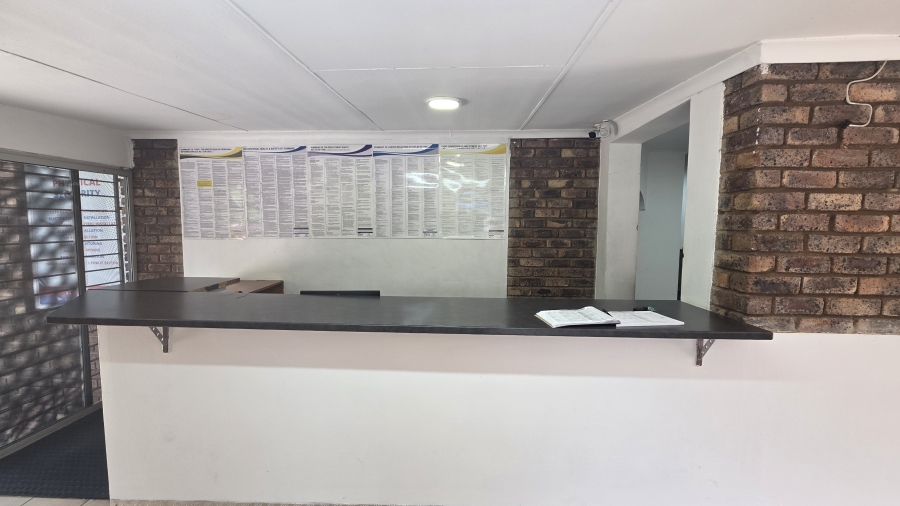 5 Bedroom Property for Sale in Moreleta Park Gauteng