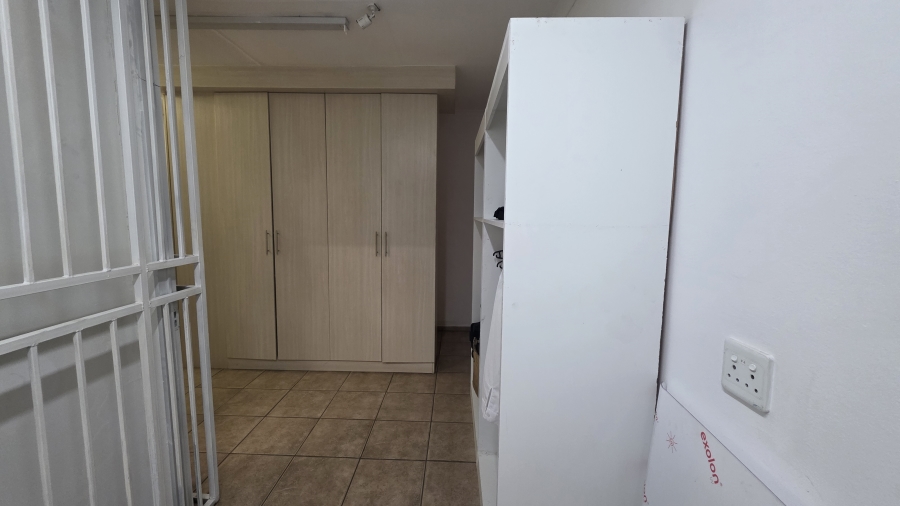 5 Bedroom Property for Sale in Moreleta Park Gauteng