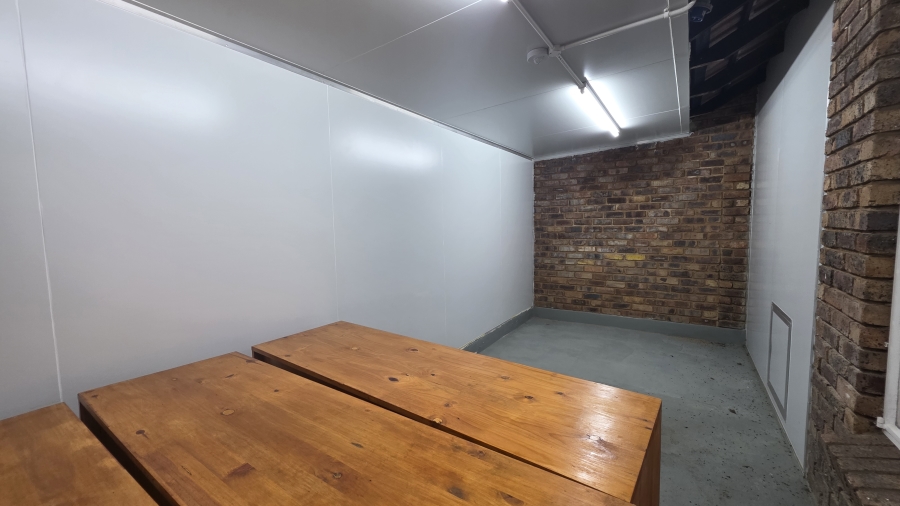 5 Bedroom Property for Sale in Moreleta Park Gauteng