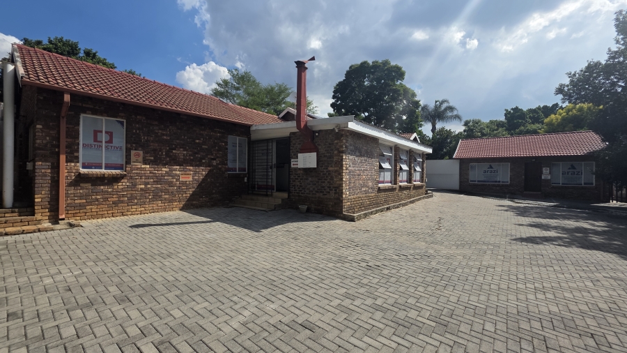 5 Bedroom Property for Sale in Moreleta Park Gauteng