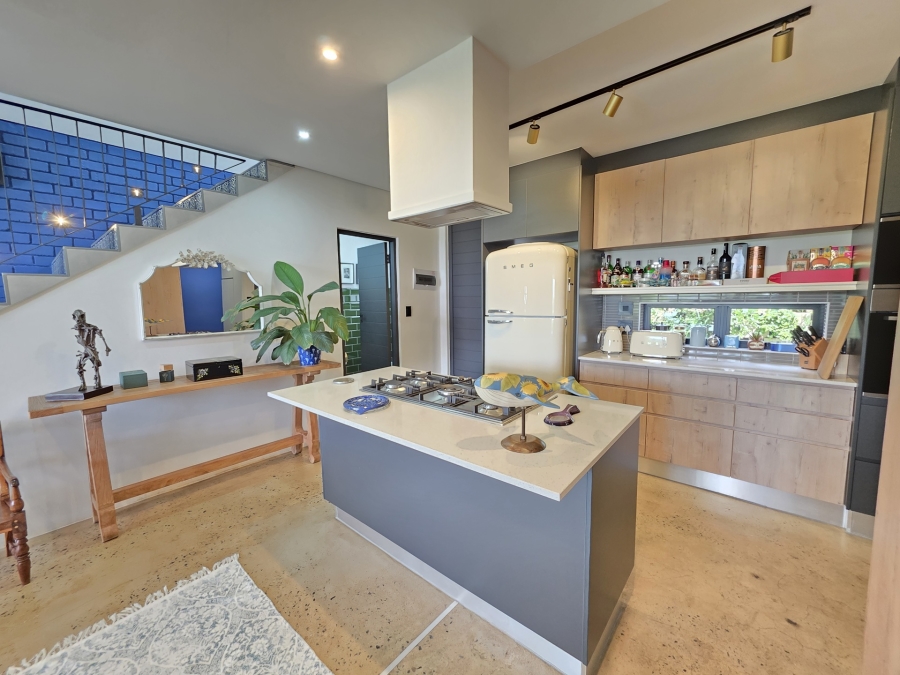 To Let 3 Bedroom Property for Rent in Waterkloof Ridge Gauteng