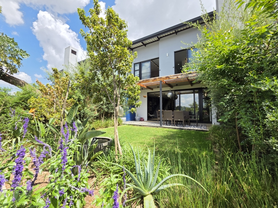 To Let 3 Bedroom Property for Rent in Waterkloof Ridge Gauteng