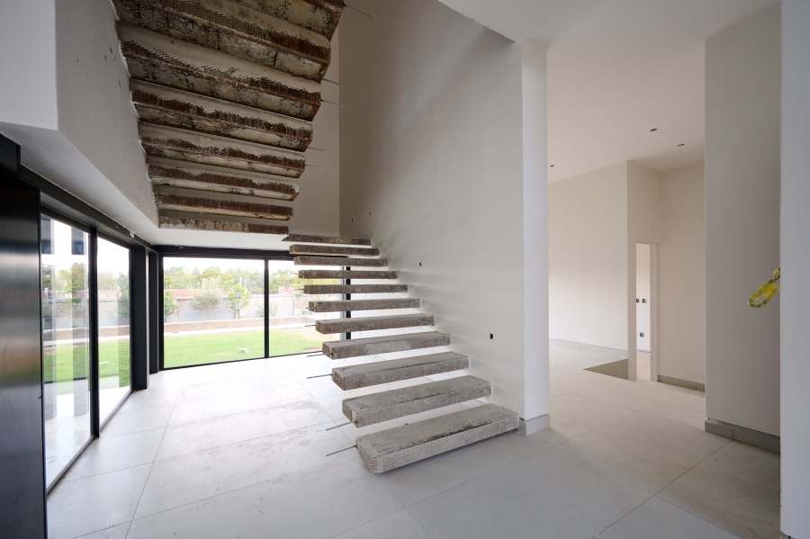 5 Bedroom Property for Sale in Jukskei View Gauteng