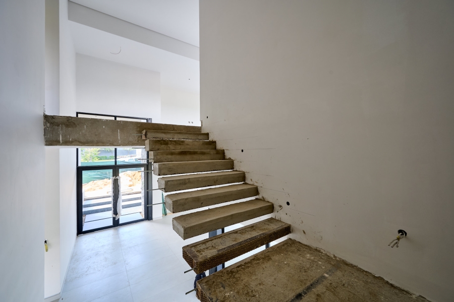 5 Bedroom Property for Sale in Jukskei View Gauteng