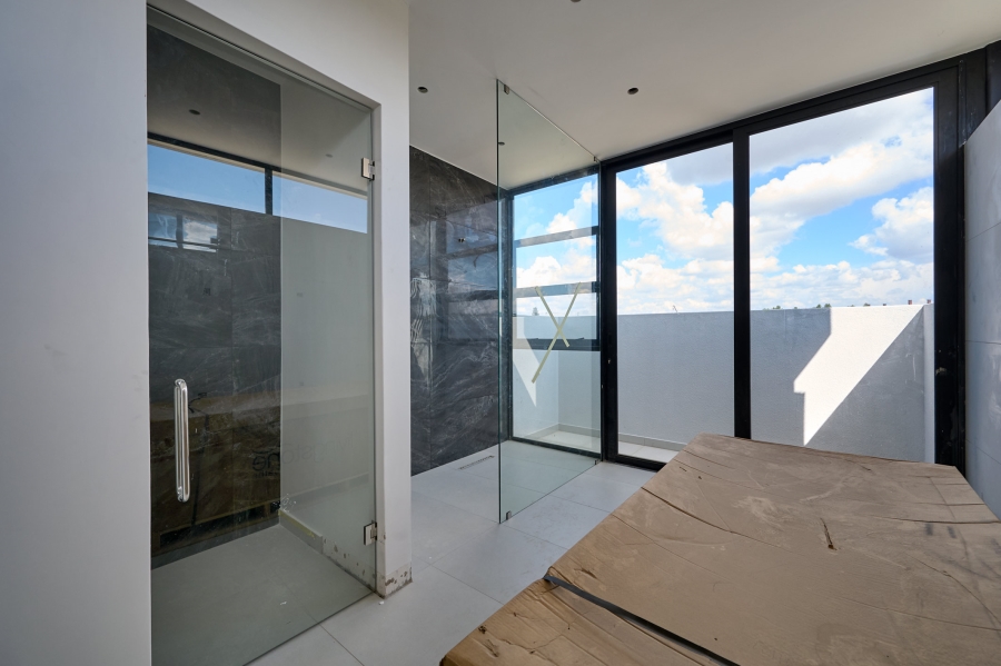 5 Bedroom Property for Sale in Jukskei View Gauteng