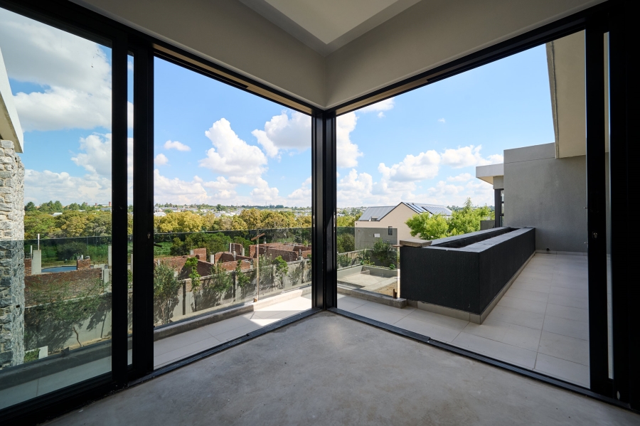 5 Bedroom Property for Sale in Jukskei View Gauteng