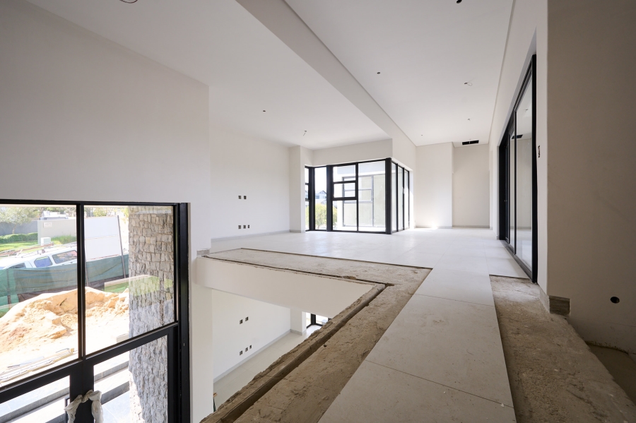 5 Bedroom Property for Sale in Jukskei View Gauteng