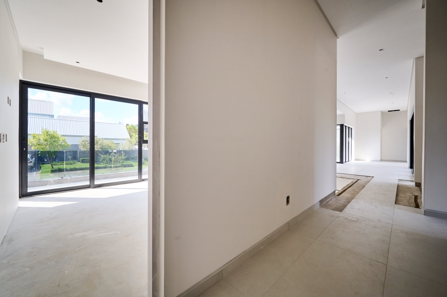 5 Bedroom Property for Sale in Jukskei View Gauteng