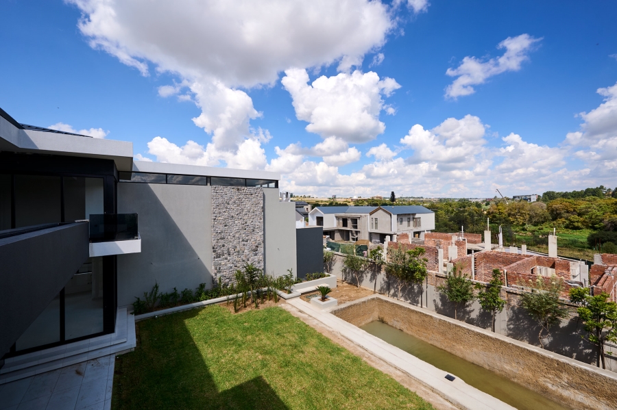 5 Bedroom Property for Sale in Jukskei View Gauteng