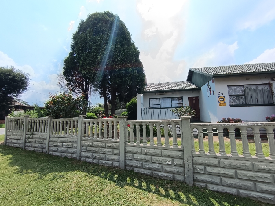 4 Bedroom Property for Sale in Elsburg Gauteng