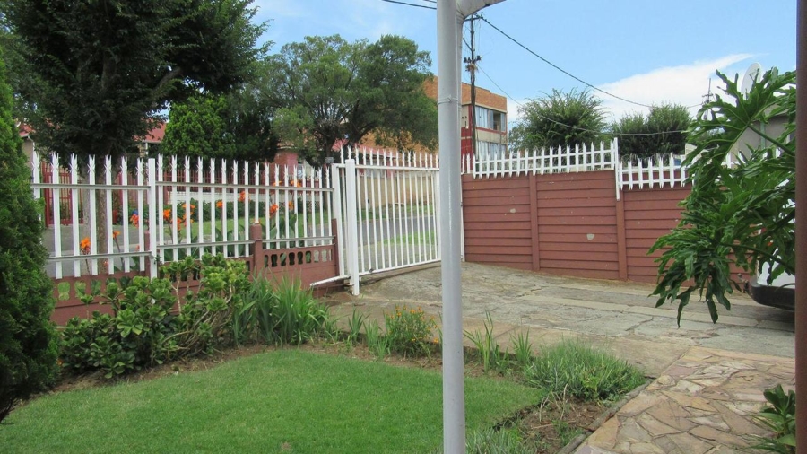 2 Bedroom Property for Sale in Rosettenville Gauteng