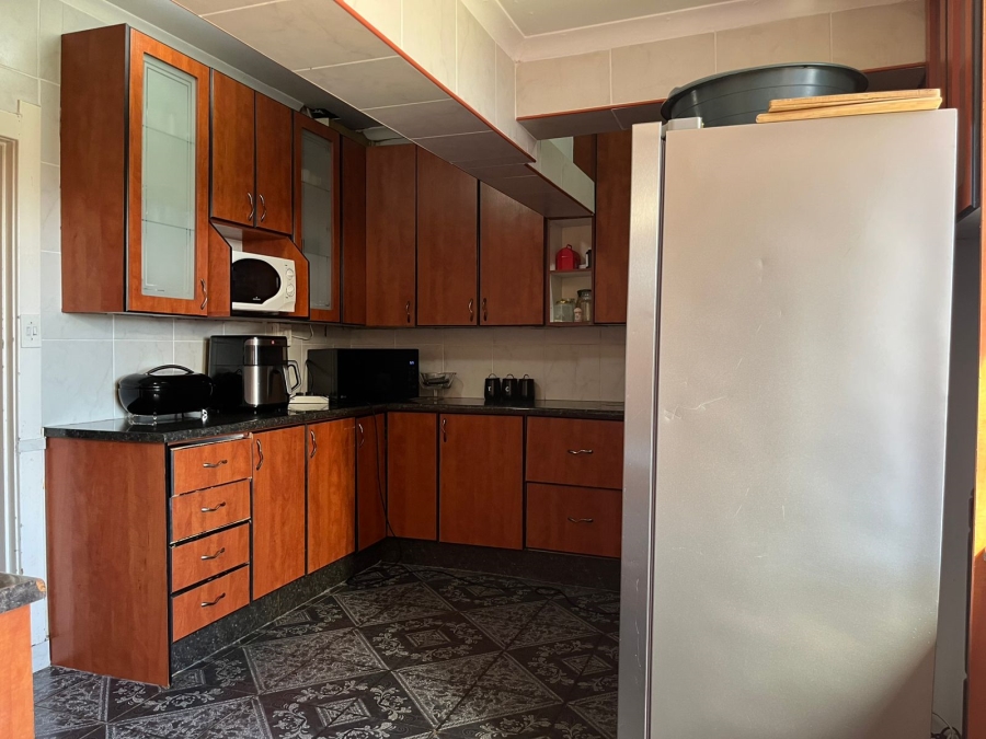 2 Bedroom Property for Sale in Rosettenville Gauteng