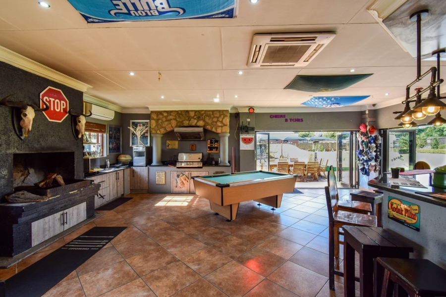 5 Bedroom Property for Sale in Kameeldrift East Gauteng