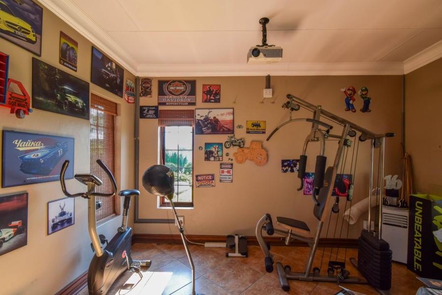 5 Bedroom Property for Sale in Kameeldrift East Gauteng
