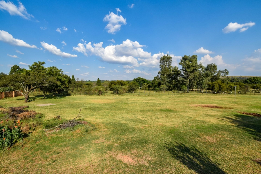5 Bedroom Property for Sale in Kameeldrift East Gauteng