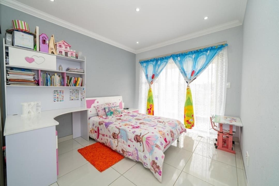 4 Bedroom Property for Sale in Helderwyk Gauteng