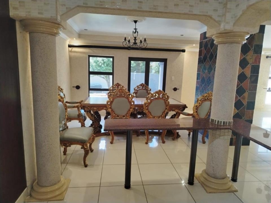 6 Bedroom Property for Sale in Helderwyk Gauteng