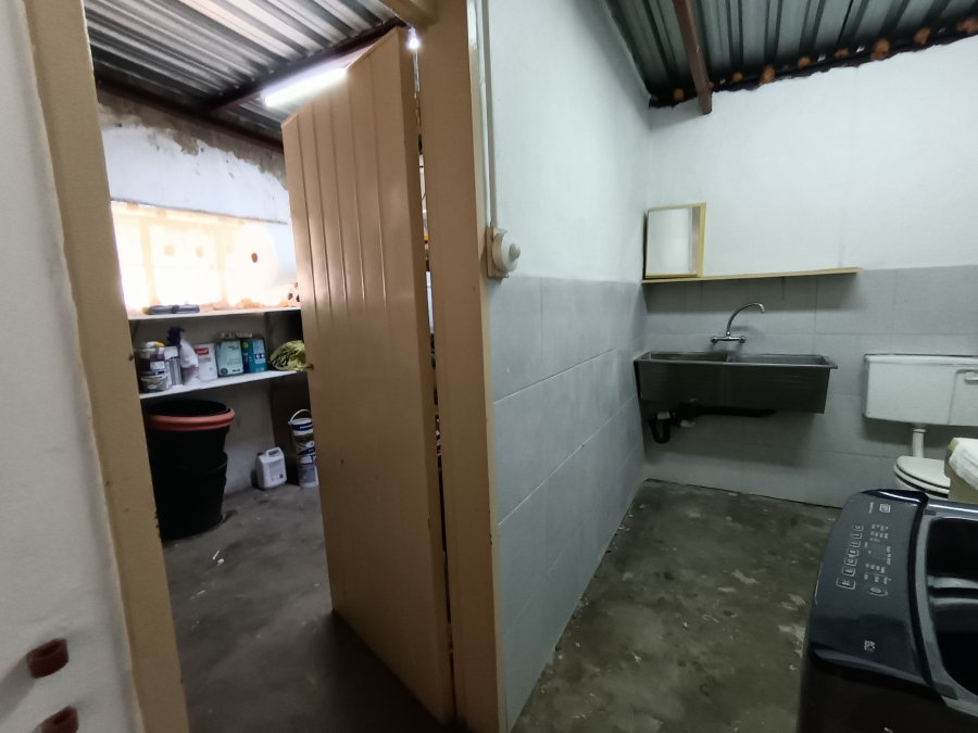 3 Bedroom Property for Sale in South Crest Gauteng