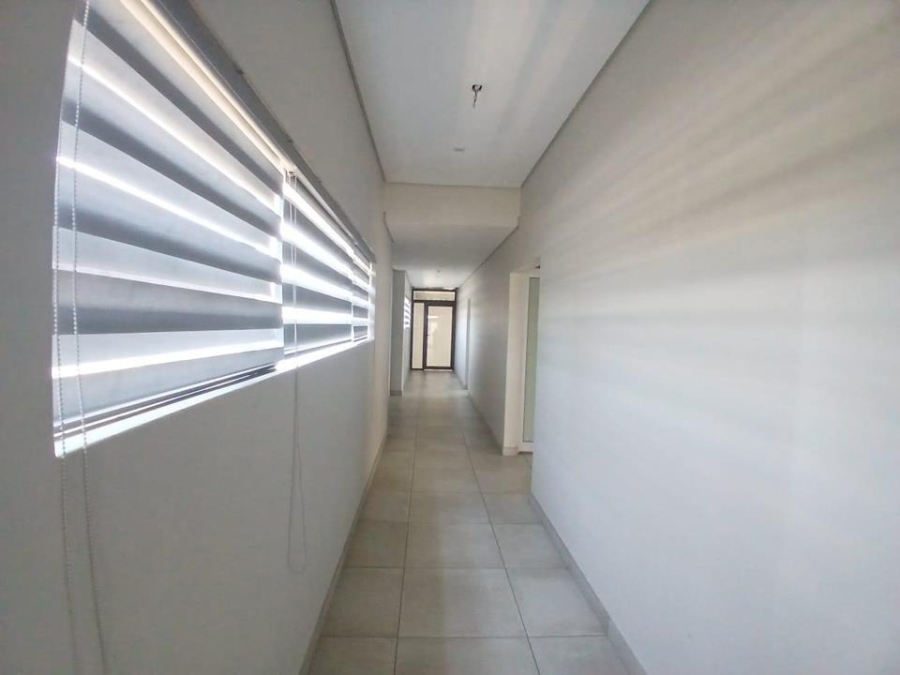 4 Bedroom Property for Sale in Helderwyk Gauteng