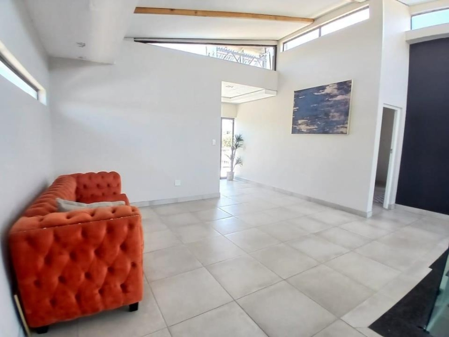 4 Bedroom Property for Sale in Helderwyk Gauteng