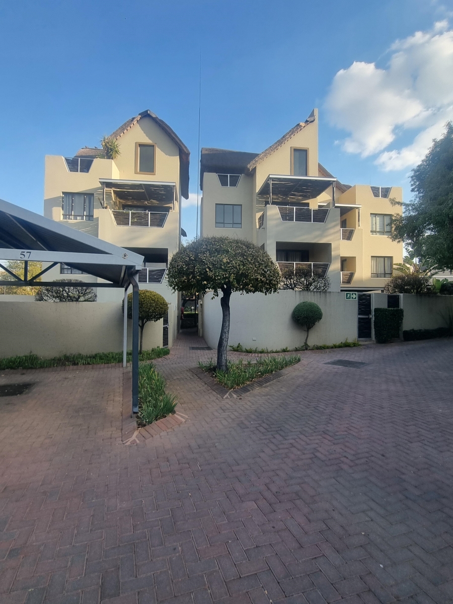 1 Bedroom Property for Sale in Lonehill Gauteng
