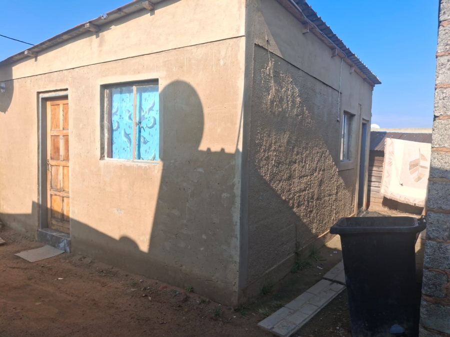 2 Bedroom Property for Sale in Kingsway Gauteng