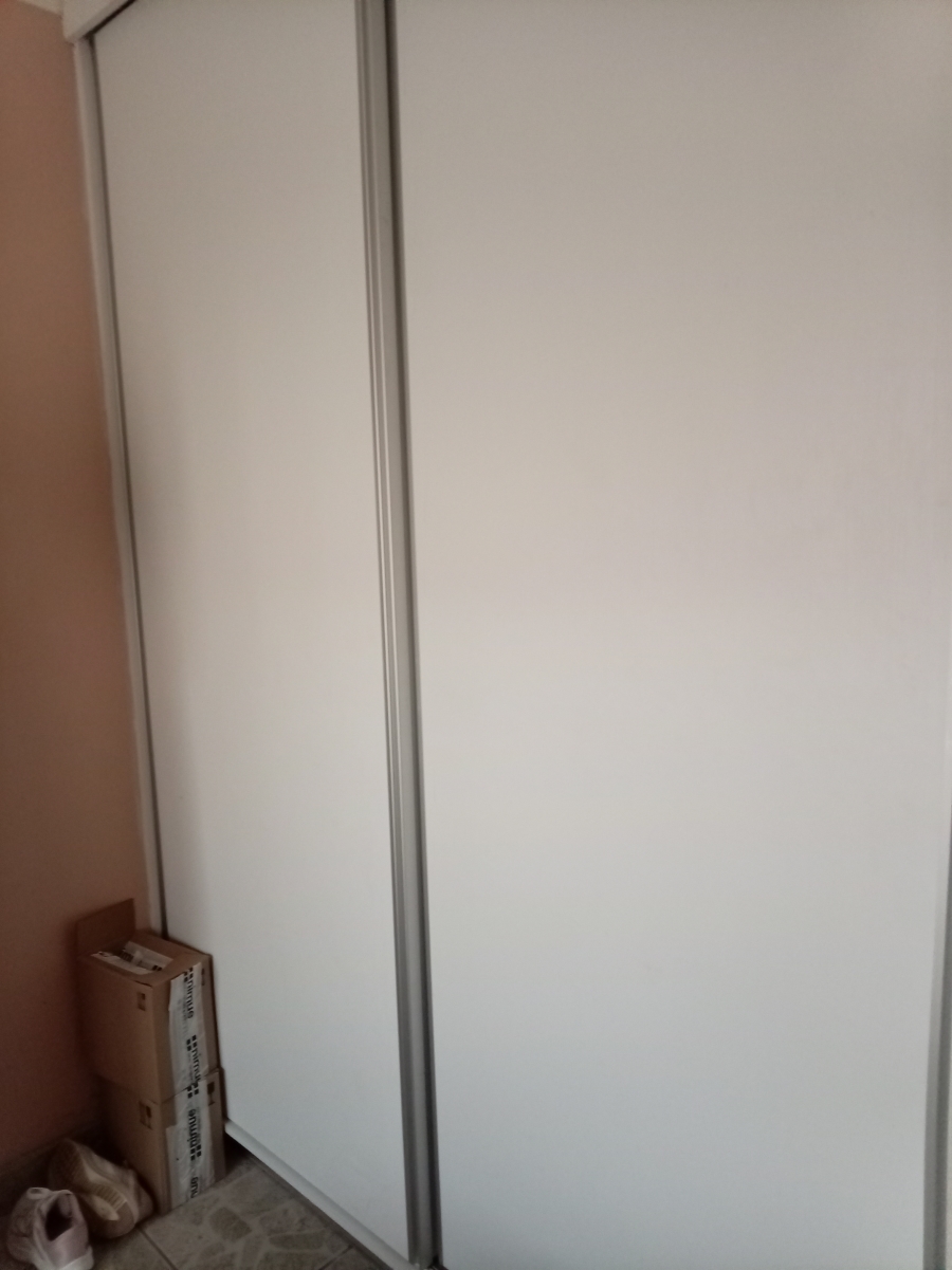 3 Bedroom Property for Sale in Lindo Park Gauteng