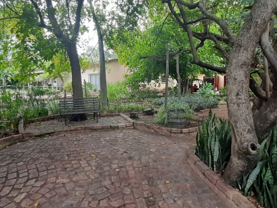 6 Bedroom Property for Sale in Bultfontein A H Gauteng