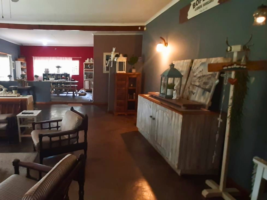 6 Bedroom Property for Sale in Bultfontein A H Gauteng