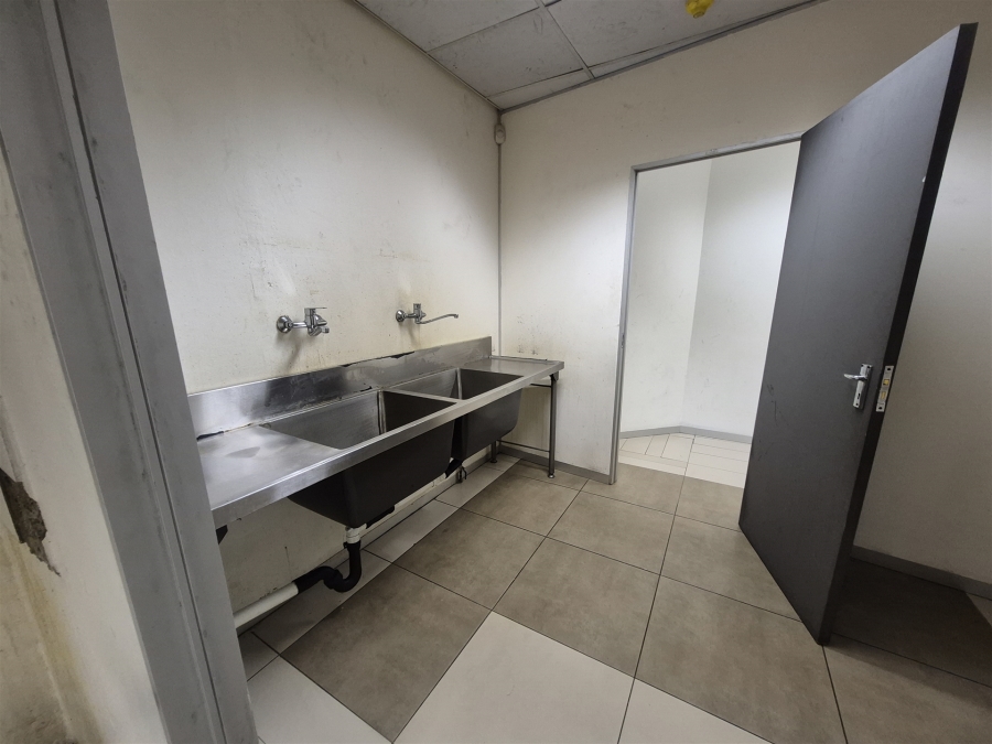 To Let commercial Property for Rent in Rosebank Gauteng