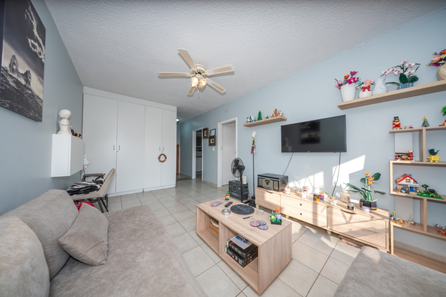 1 Bedroom Property for Sale in Edenvale Central Gauteng