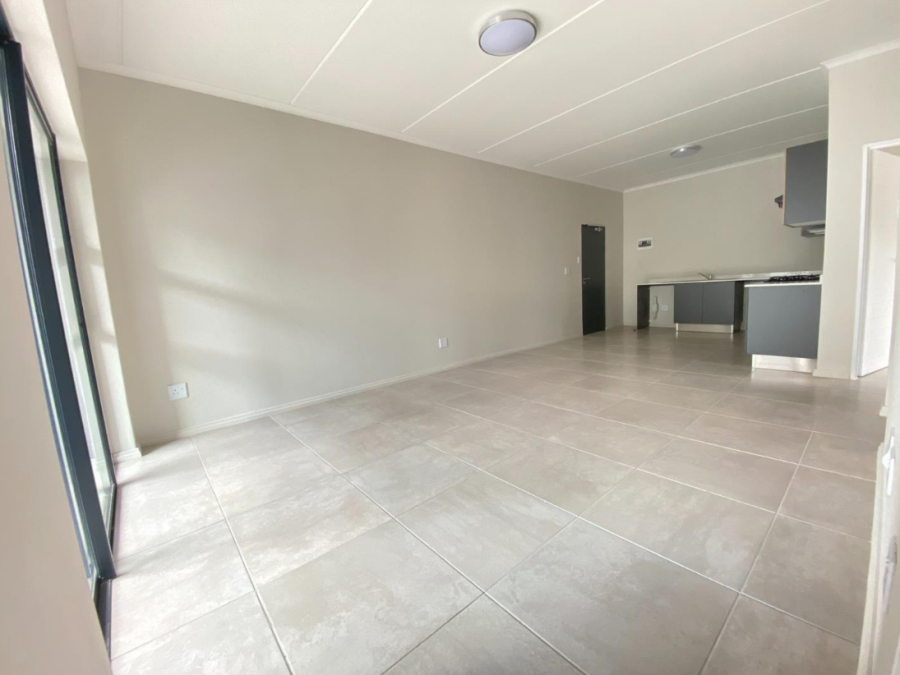 To Let 2 Bedroom Property for Rent in Glen Austin Gauteng