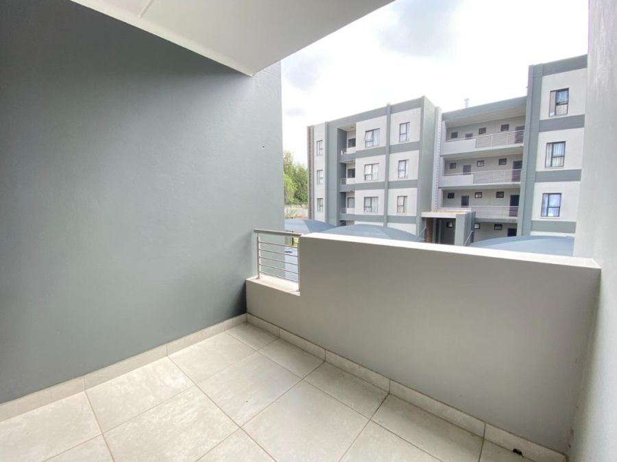 To Let 2 Bedroom Property for Rent in Glen Austin Gauteng