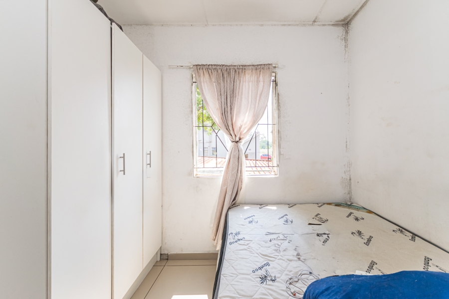 2 Bedroom Property for Sale in Fleurhof Gauteng