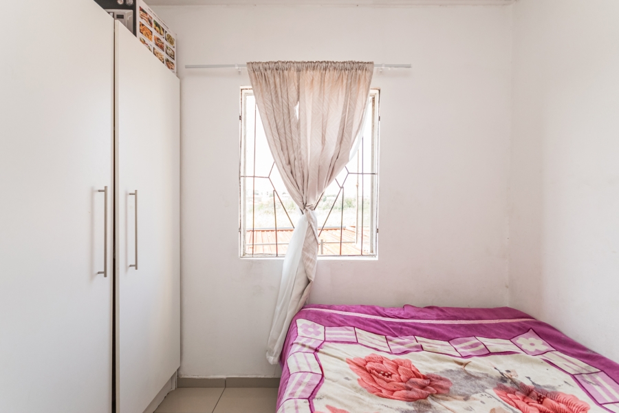 2 Bedroom Property for Sale in Fleurhof Gauteng