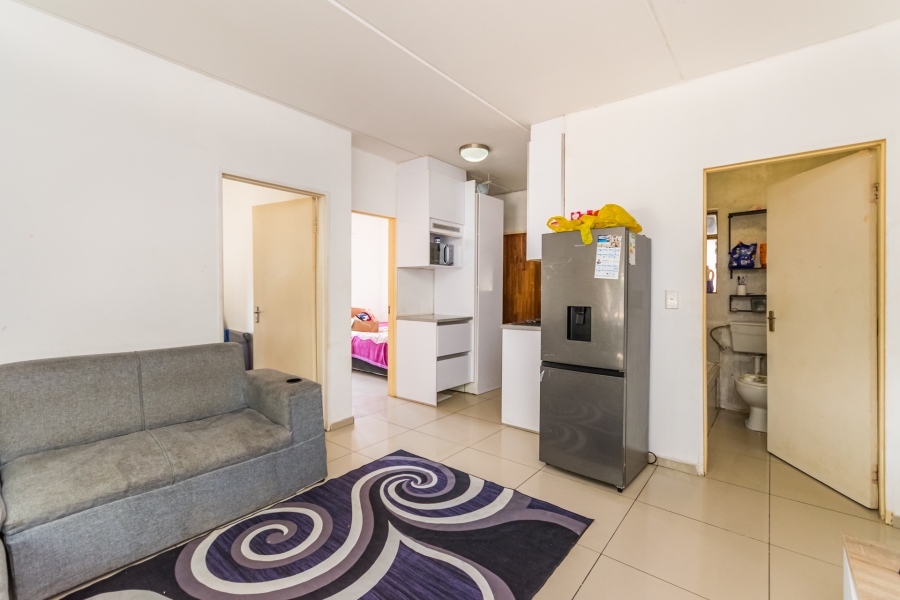 2 Bedroom Property for Sale in Fleurhof Gauteng