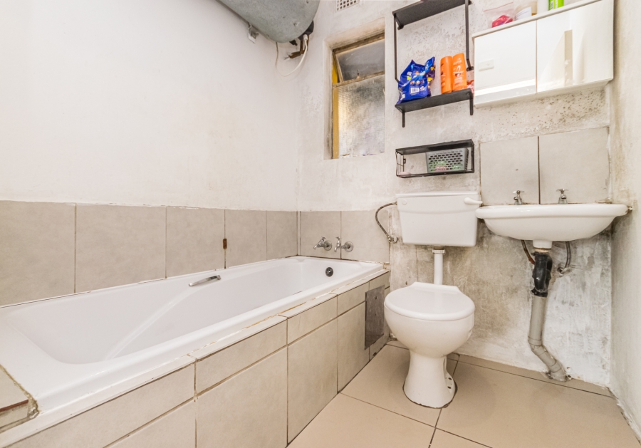 2 Bedroom Property for Sale in Fleurhof Gauteng