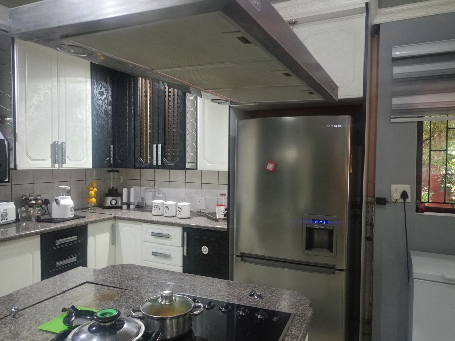 3 Bedroom Property for Sale in Vanderbijlpark CW 5 Gauteng