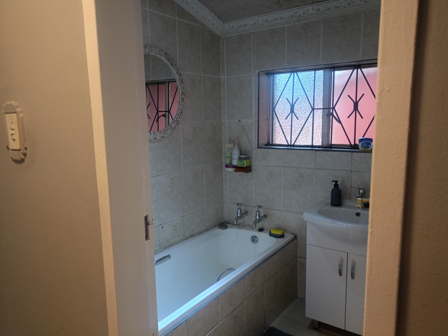 3 Bedroom Property for Sale in Vanderbijlpark CW 5 Gauteng