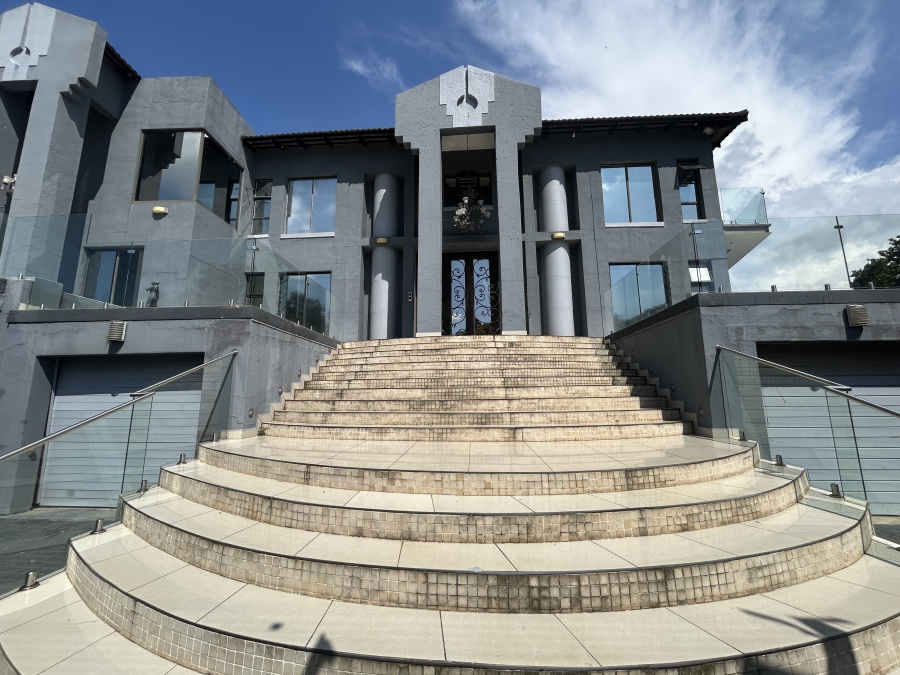 5 Bedroom Property for Sale in Northcliff Gauteng