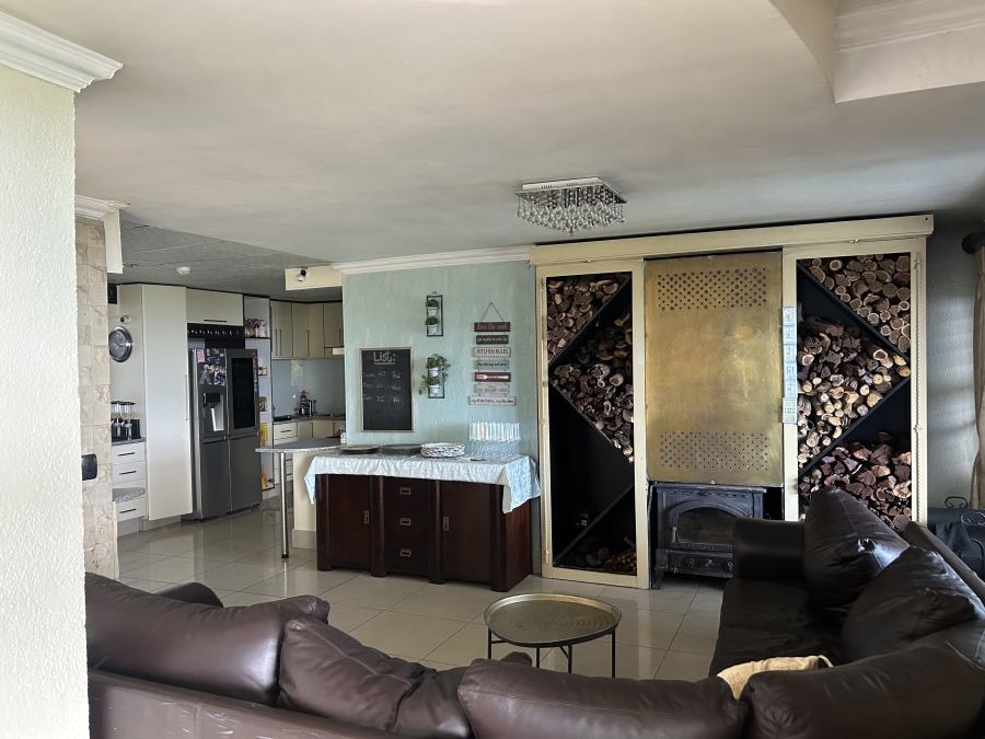 5 Bedroom Property for Sale in Northcliff Gauteng