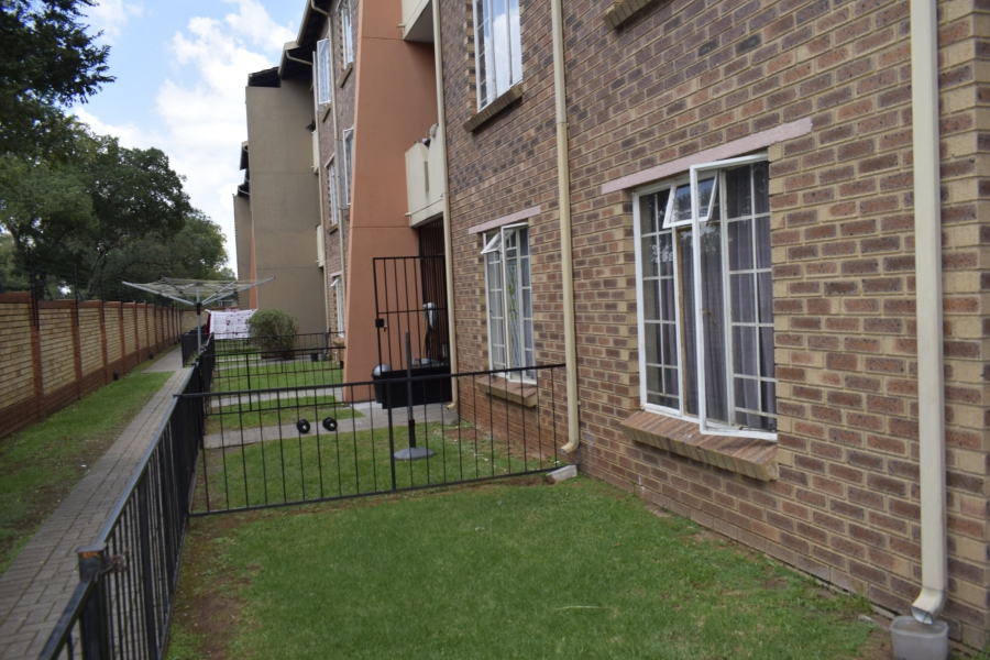 2 Bedroom Property for Sale in Comet Gauteng