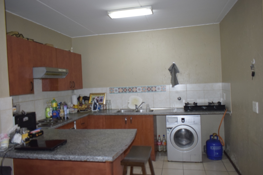 2 Bedroom Property for Sale in Comet Gauteng