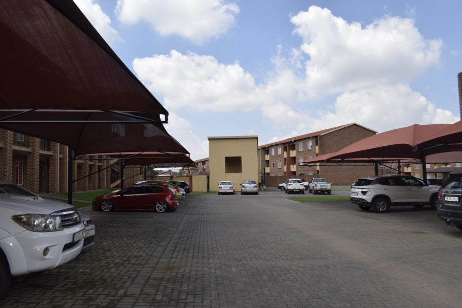 2 Bedroom Property for Sale in Comet Gauteng