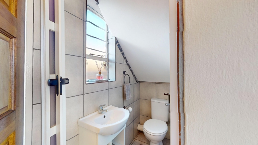 2 Bedroom Property for Sale in Freeway Park Gauteng