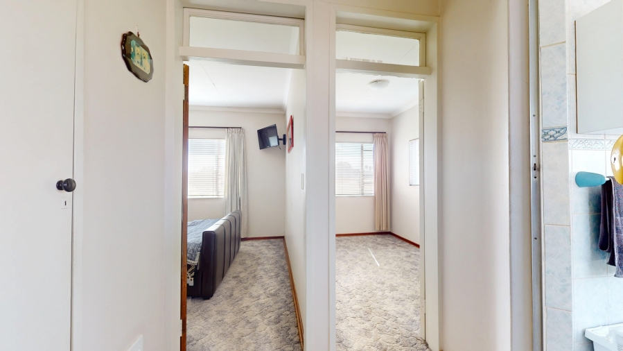 2 Bedroom Property for Sale in Freeway Park Gauteng