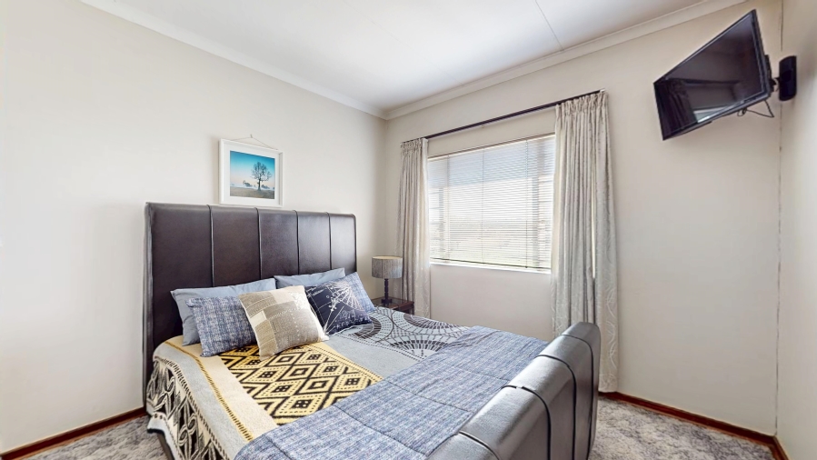 2 Bedroom Property for Sale in Freeway Park Gauteng