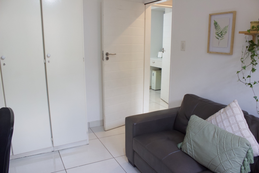 4 Bedroom Property for Sale in Glen Marais Gauteng